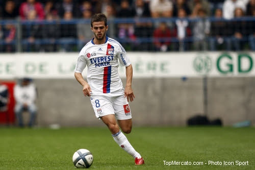 Lyon : Pjanic commence à se sentir inutile