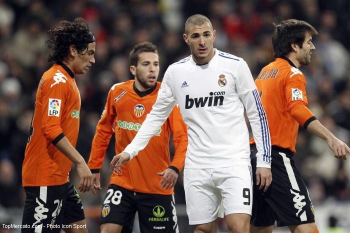 Benzema coincé dans le tunnel sous la Maison Blanche