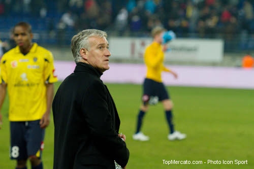 De l'huile sur le feu entre Deschamps et Platini ?
