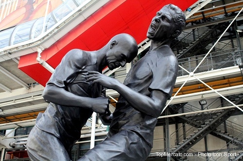Statue de Materazzi et Zidane