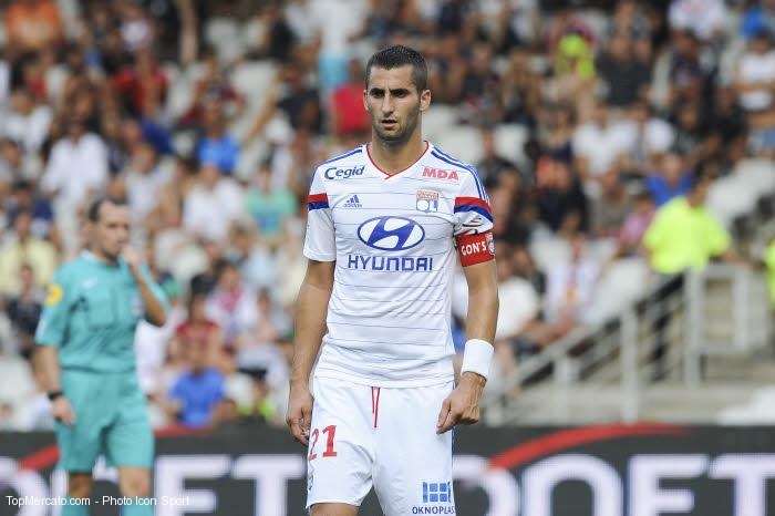 Le choc face à Monaco, l’absence de Lacazette, les Bleus… Les mots de “Captain Gonalons”