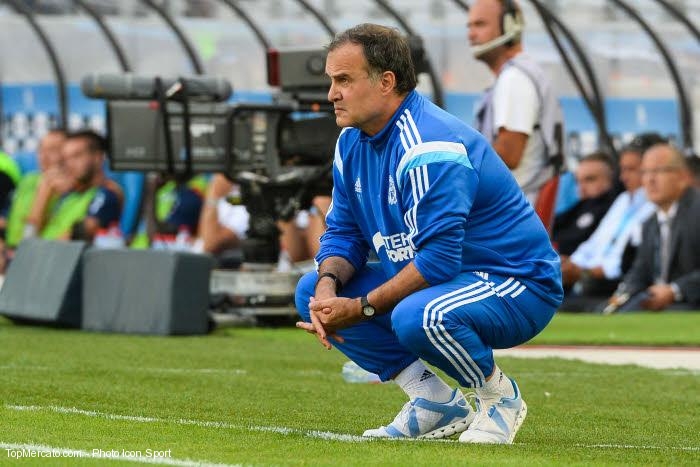 Bielsa va-t-il retrouver le sourire avec Ocampos ?