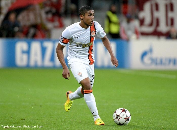 Douglas Costa, une piste activée par le Barça