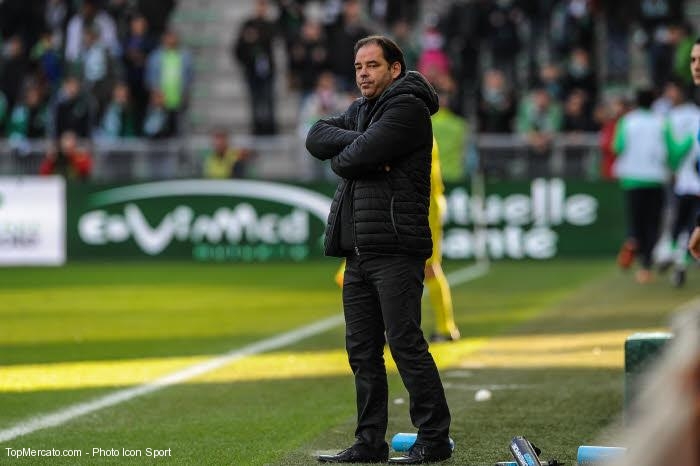Angers : Moulin satisfait du maintien