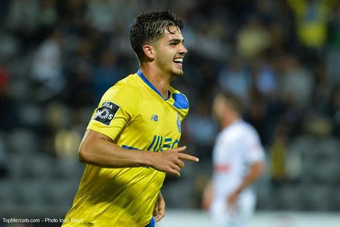 Real Madrid : un international portugais ciblé ?