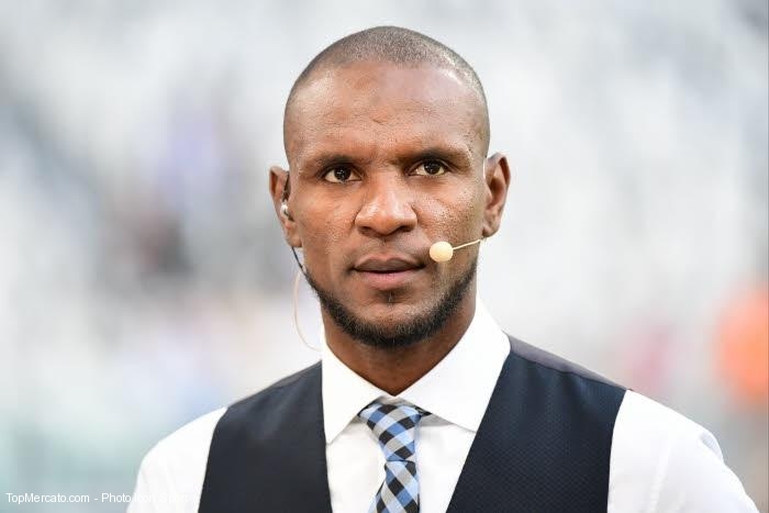 Abidal viré par le FC Barça