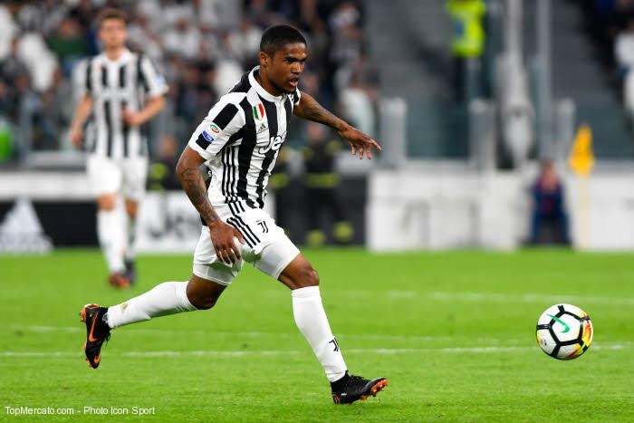 Douglas Costa