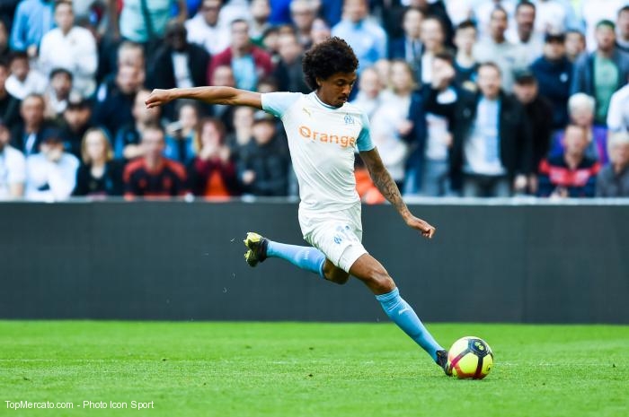 Luiz Gustavo n'est pas encore parti