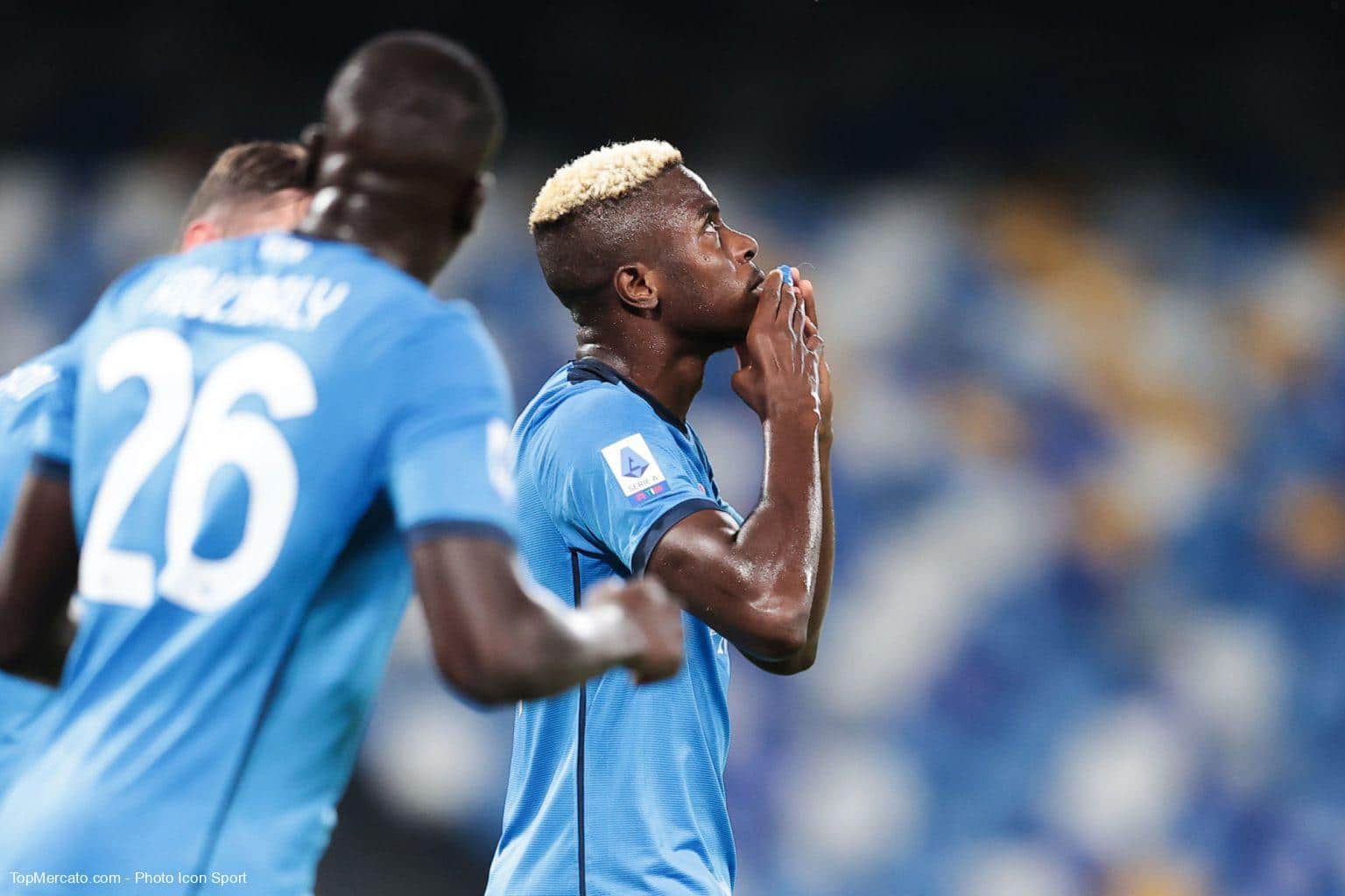 Mercato - Naples fixe un prix astronomique pour Osimhen