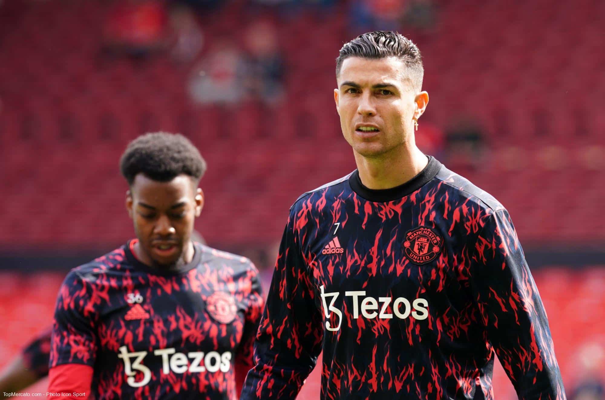 A quel journaliste Cristiano Ronaldo a-t-il accordé une interview en novembre 2022, ce qui a provoqué son départ de Manchester United ?