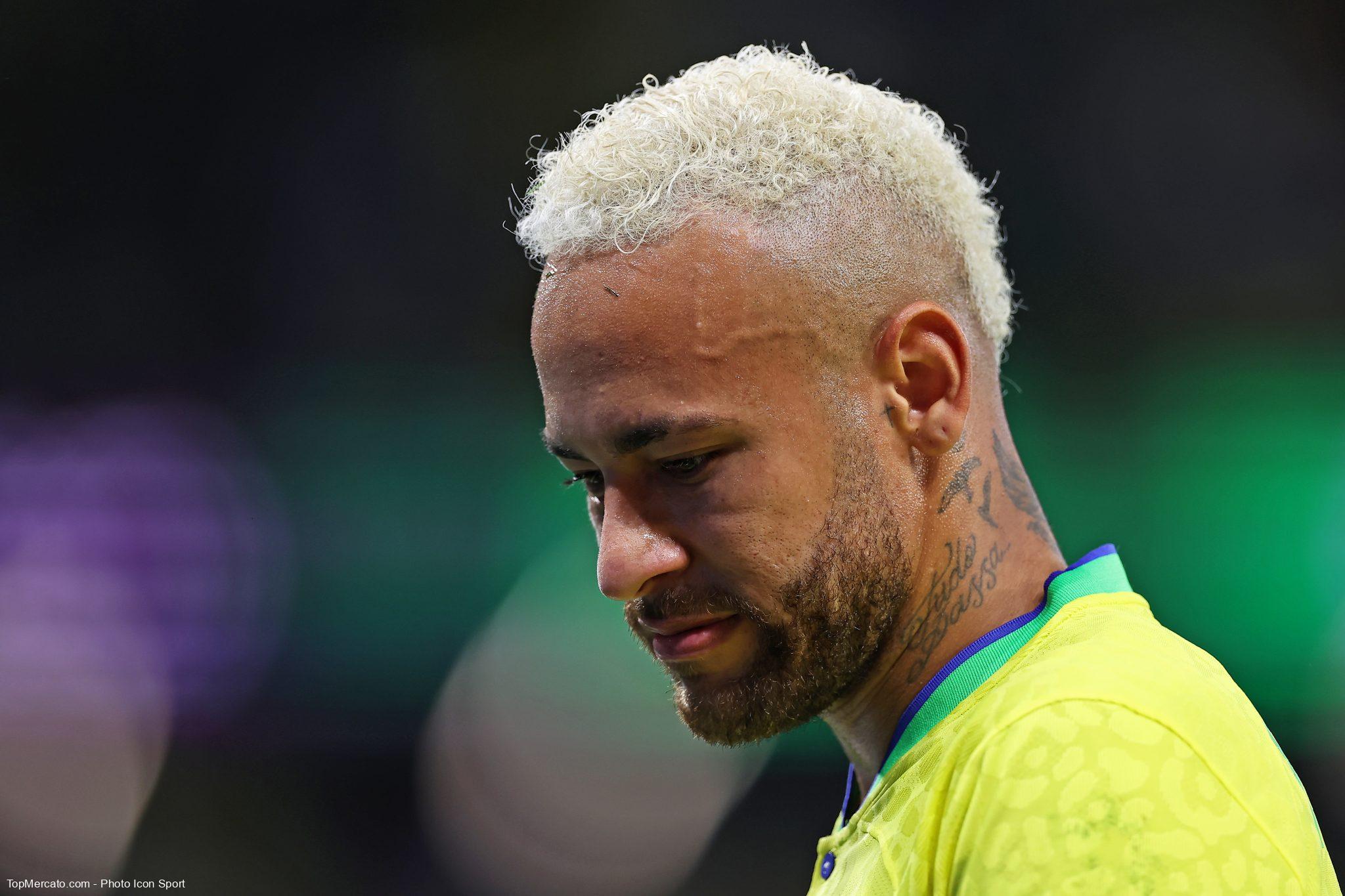 Combien de matchs, Neymar a-t-il disputé dans ce Mondial ?