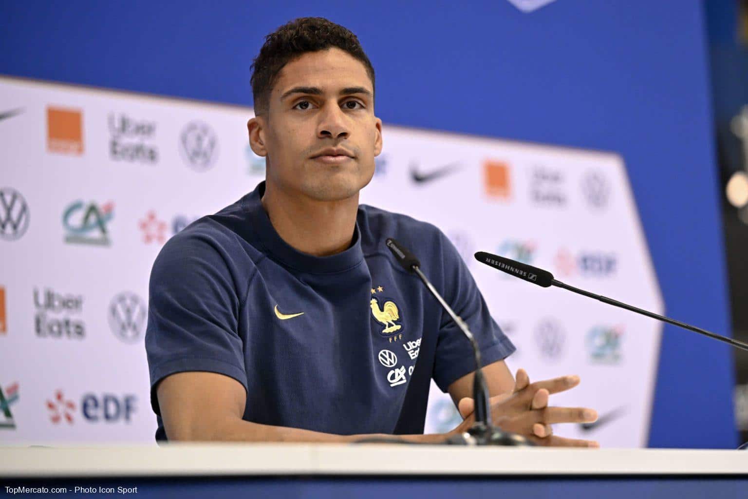 La retraite de Varane, Rothen ne comprend pas !