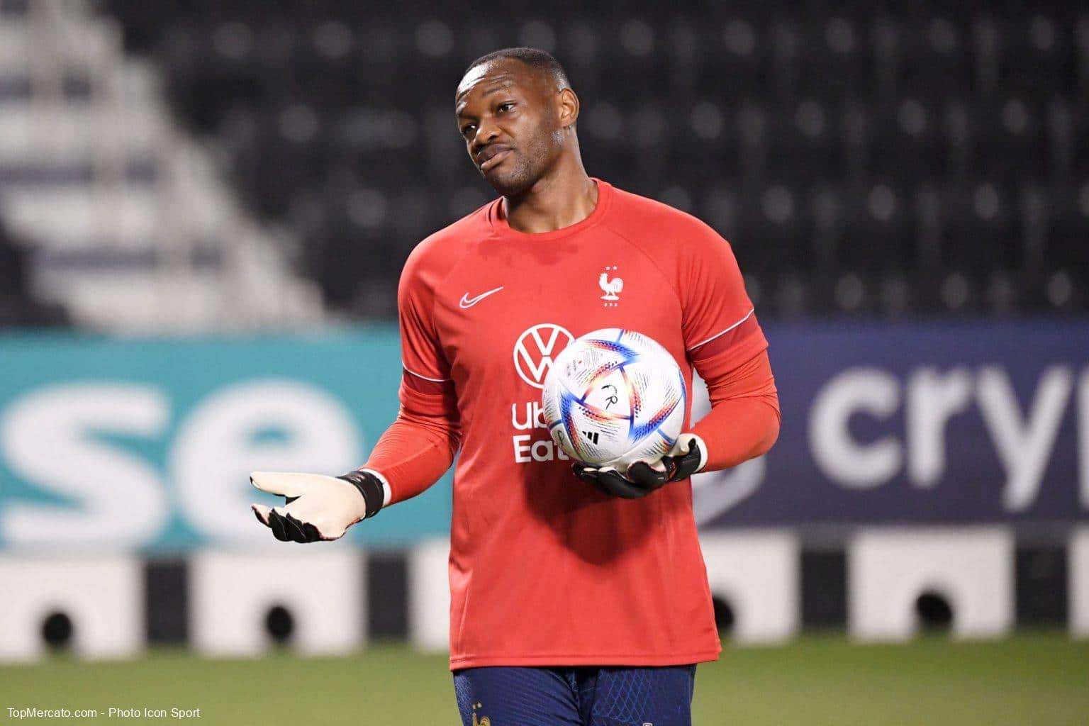 Rennes : “à Marseille, il y avait…”, Dehon révèle ce qui a tout changé pour Mandanda !