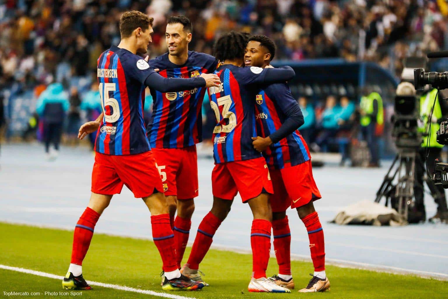 Mercato - Barça : Une légende du club se rapproche d’un départ !