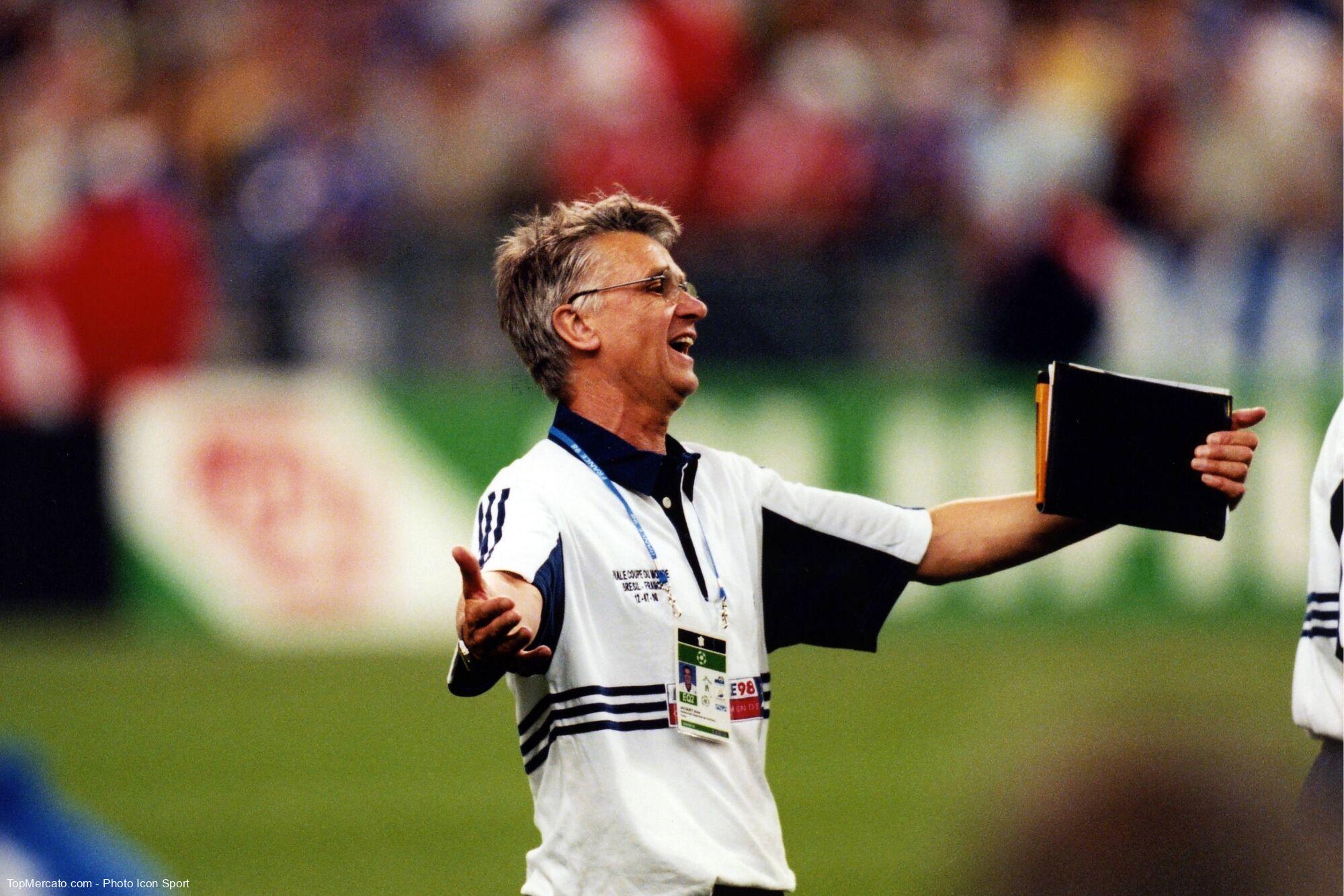 Juste après la finale remportée par la France contre le Brésil (3-0), à quel joueur le sélectionneur Aimé Jacquet a-t-il dit qu’il avait été “le meilleur” ?
