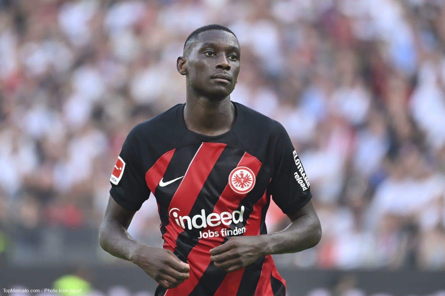 Mercato - PSG : le coup de froid d’Al-Khelaïfi sur la piste Kolo Muani