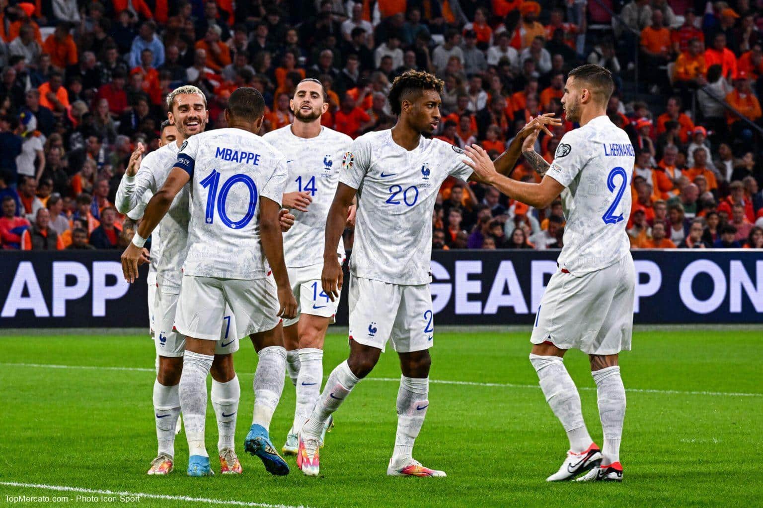 Un Bleu nomme “les trois martiens” de l’équipe de France