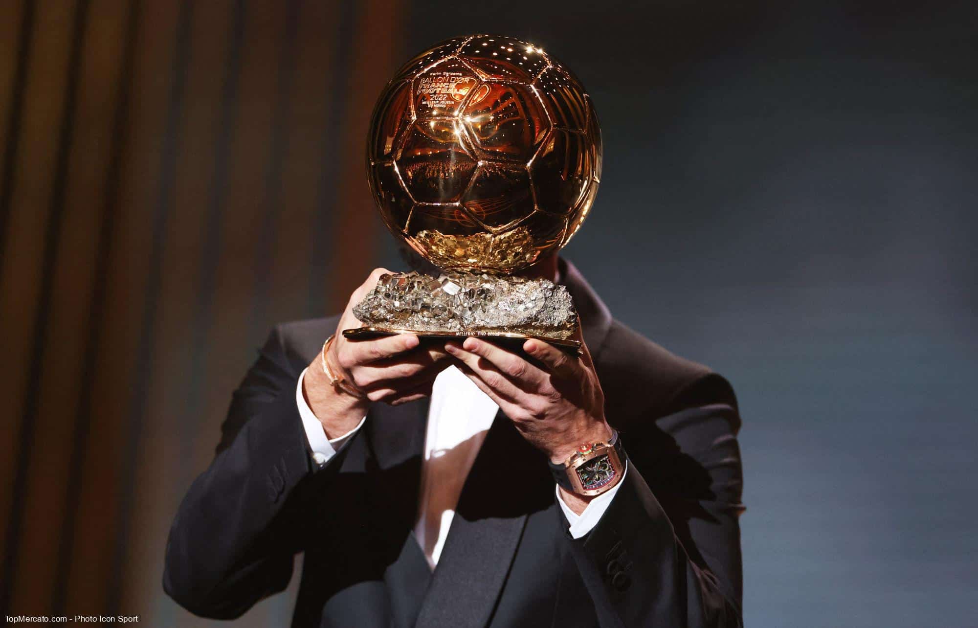 Laquelle de ces anecdotes sur le Ballon d’or est FAUSSE ?