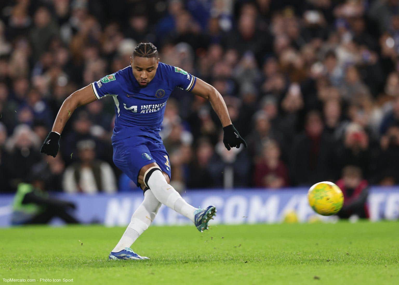 Chelsea : “Je suis inquiet”, Pochettino se lâche sur Nkunku