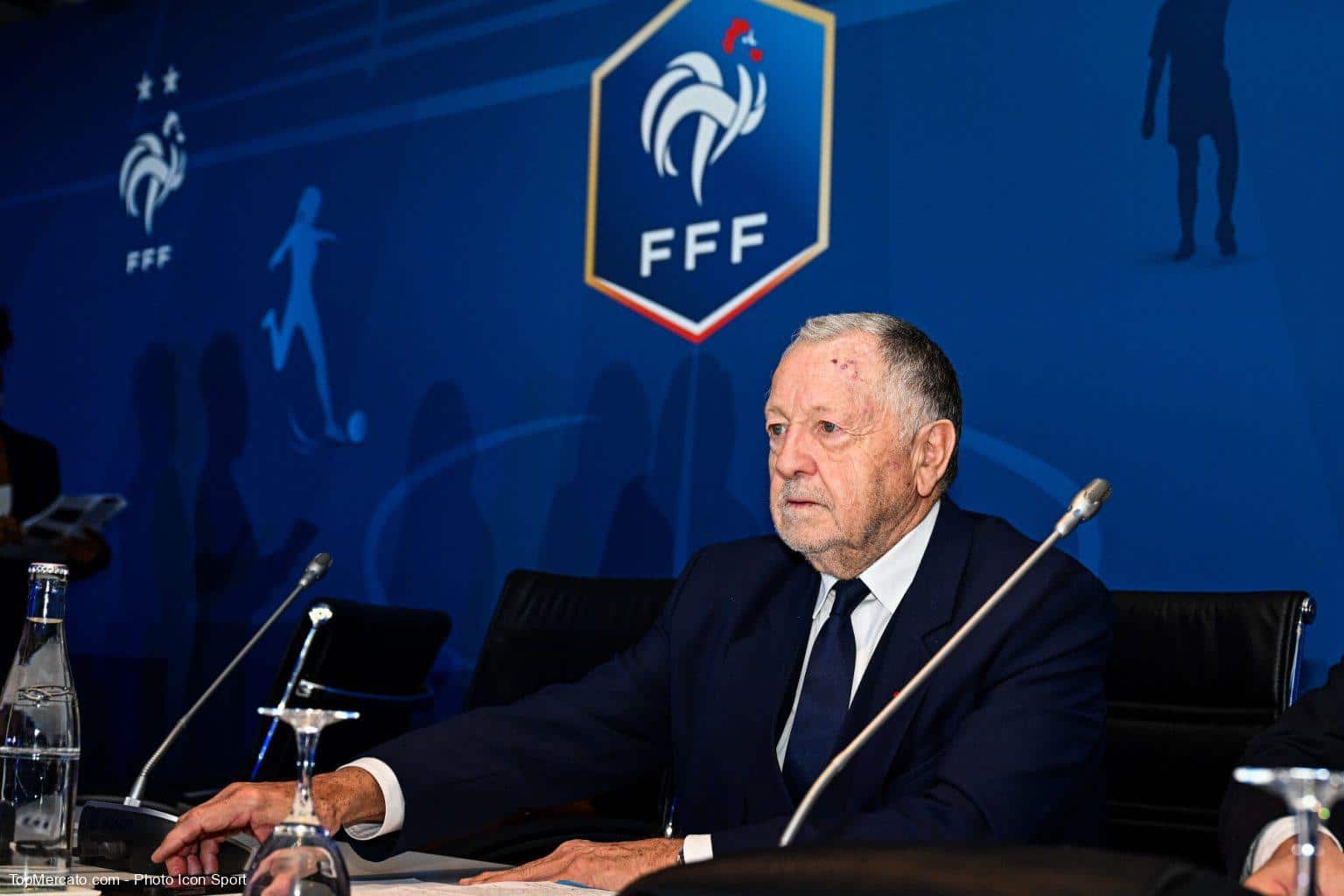 FFF : “Tout le monde garde son steak”, Riolo tacle les petits arrangements d’Aulas