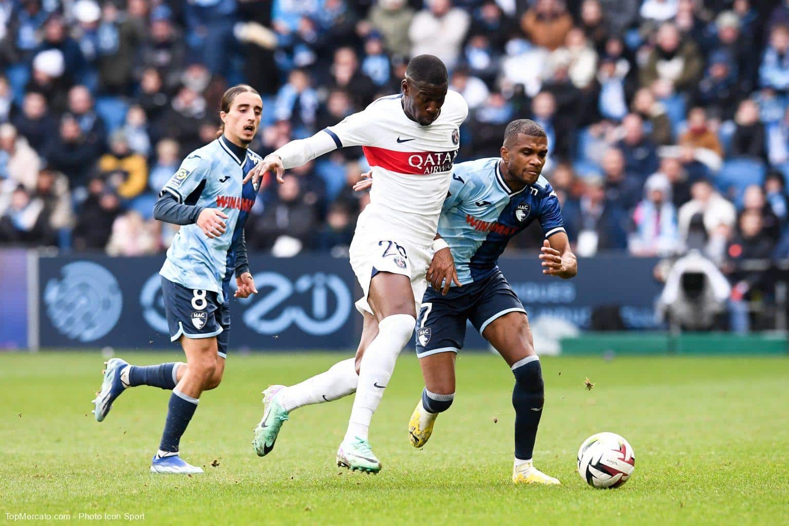 Mercato - PSG : un défenseur sur les tablettes du Milan AC ?