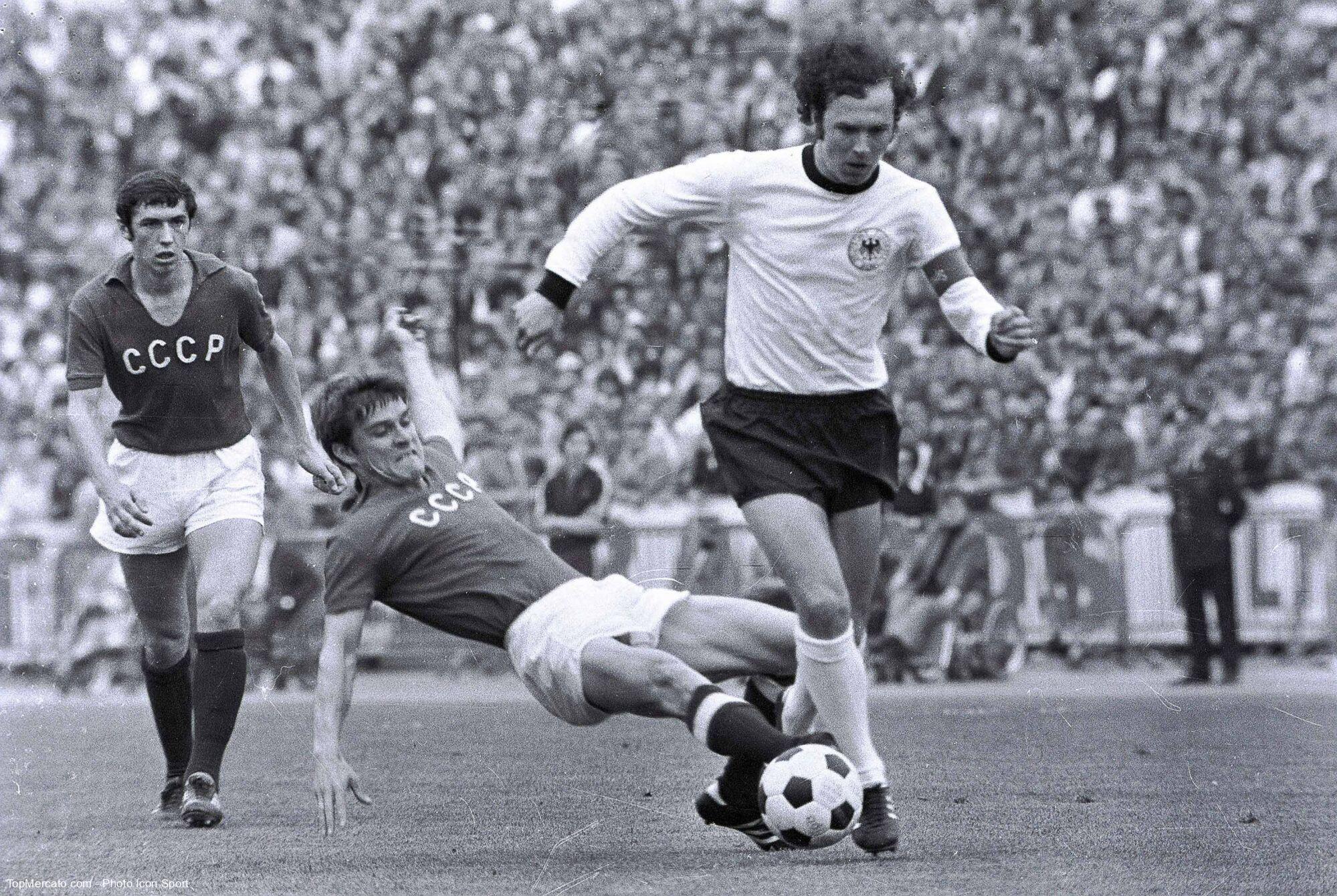 Laquelle de ces propositions sur Franz Beckenbauer est FAUSSE ?