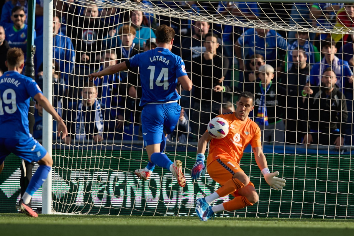 Claudio Bravo
