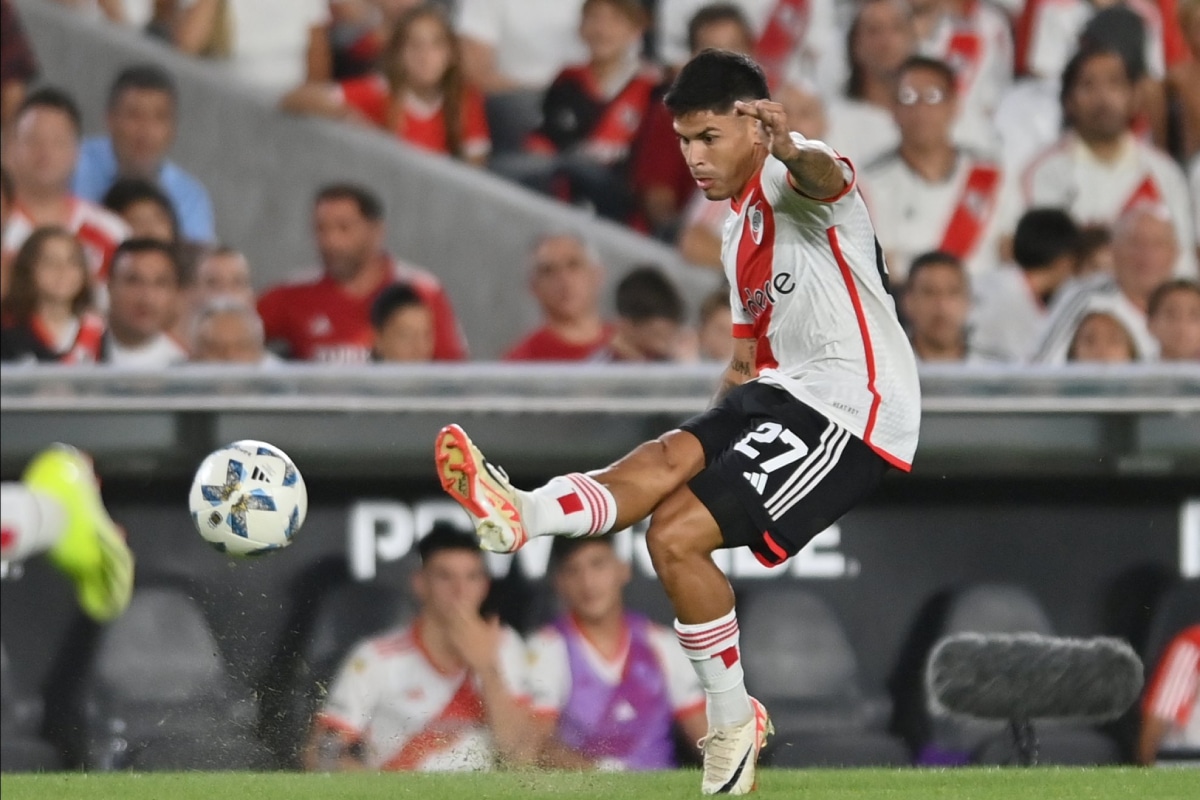Agustín Sant'Anna quedó a deber en el Superclásico