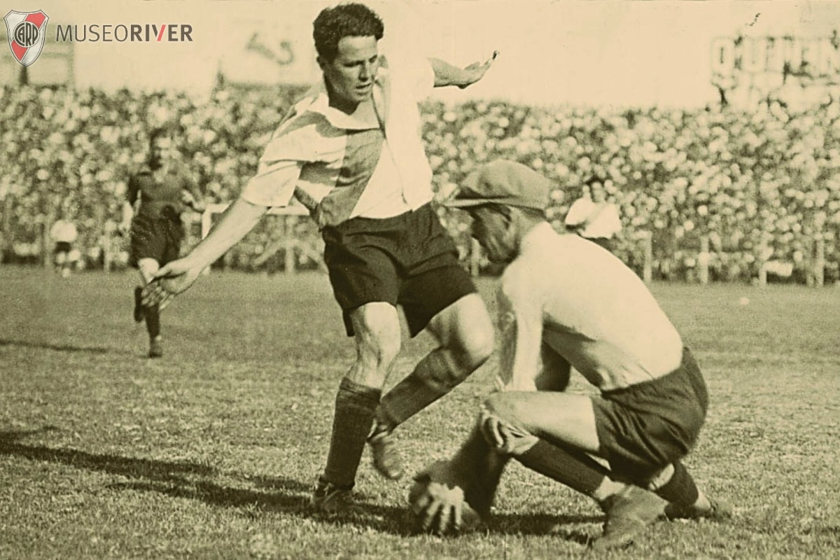 Bernabé Ferreyra jugando en River Plate