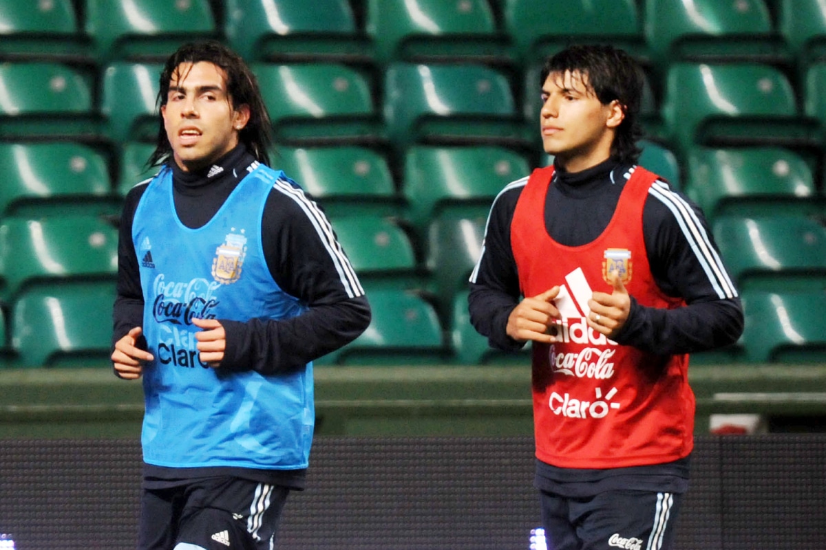 Carlos Tévez y Sergio Agüero podrían reencontrarse en Independiente