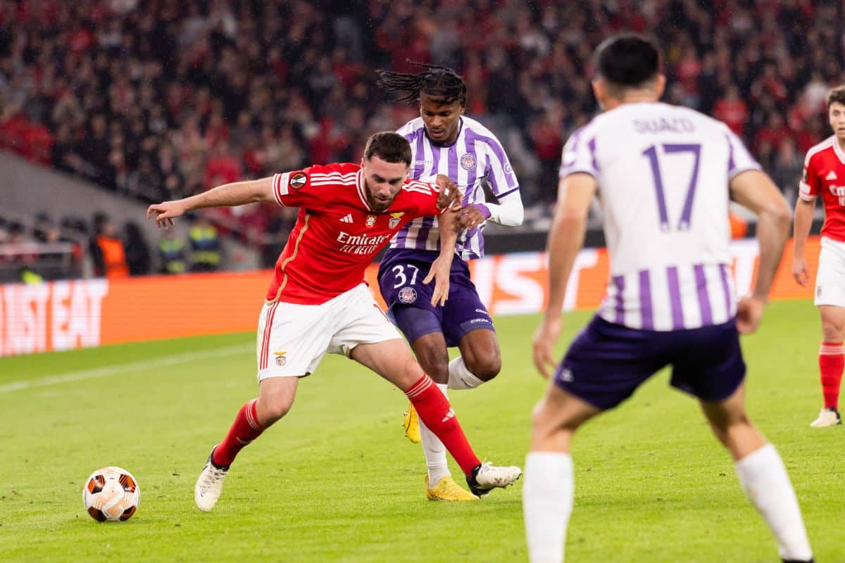 gabriel suazo ante Benfica