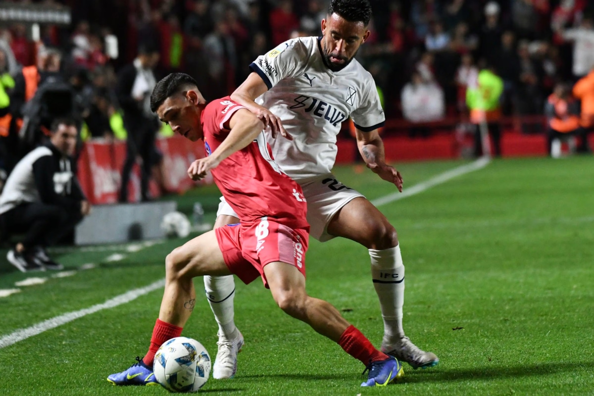 Independiente recibe a Argentinos Juniors en un duelo de candidatos