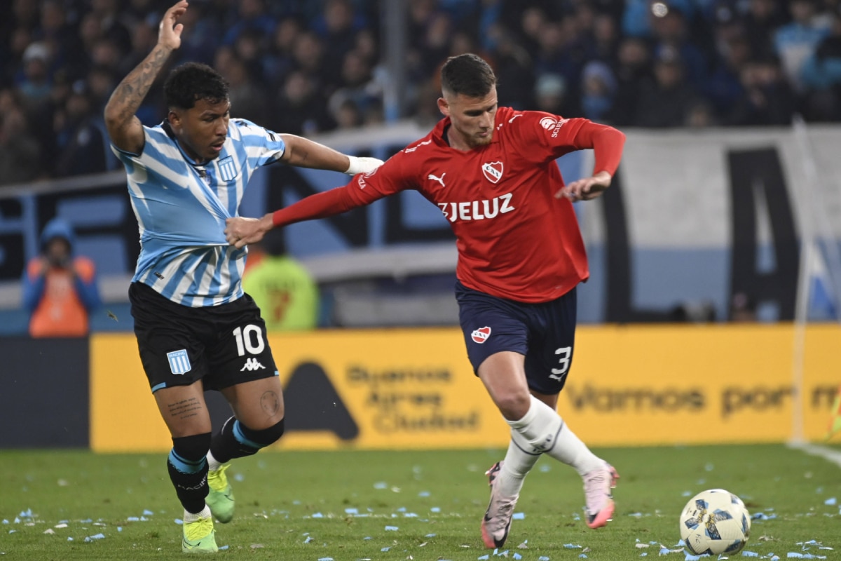 Independiente y Racing protagonizan uno de los mejores clásicos del fútbol argentino