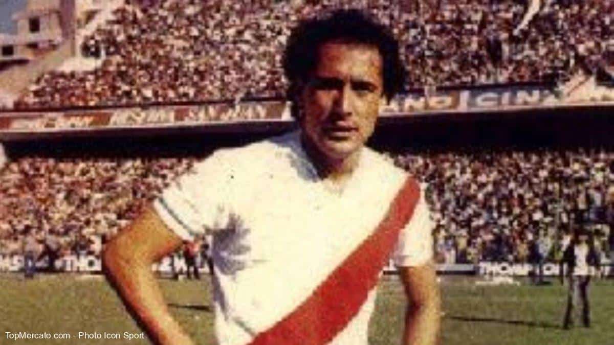 Juan José López, ídolo como jugador y villano como entrenador