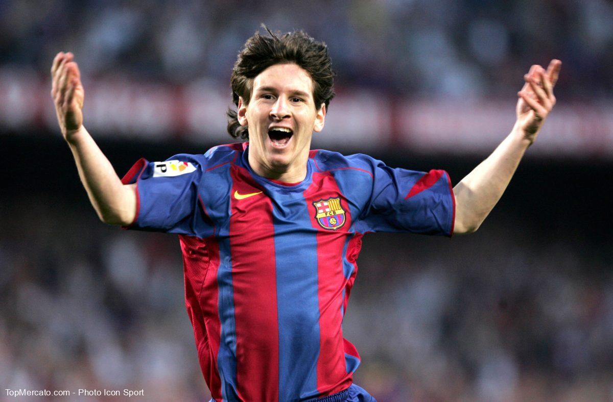 Lionel Messi, de jovencito, festejando un gol con la camiseta del Barcelona