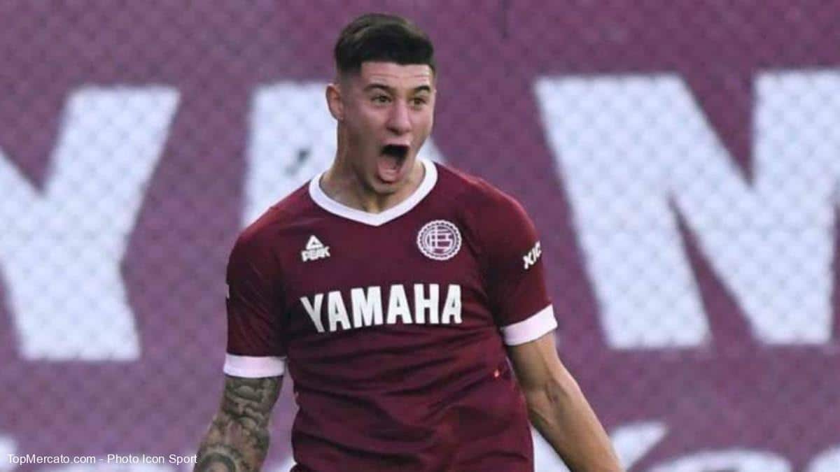 Lautaro Valenti, el defensor más caro en la historia de Lanús