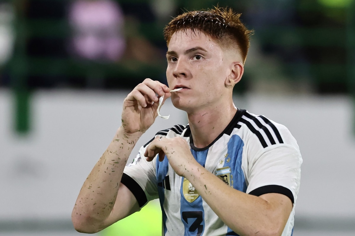Valentín Barco con la camiseta de la Selección Argentina