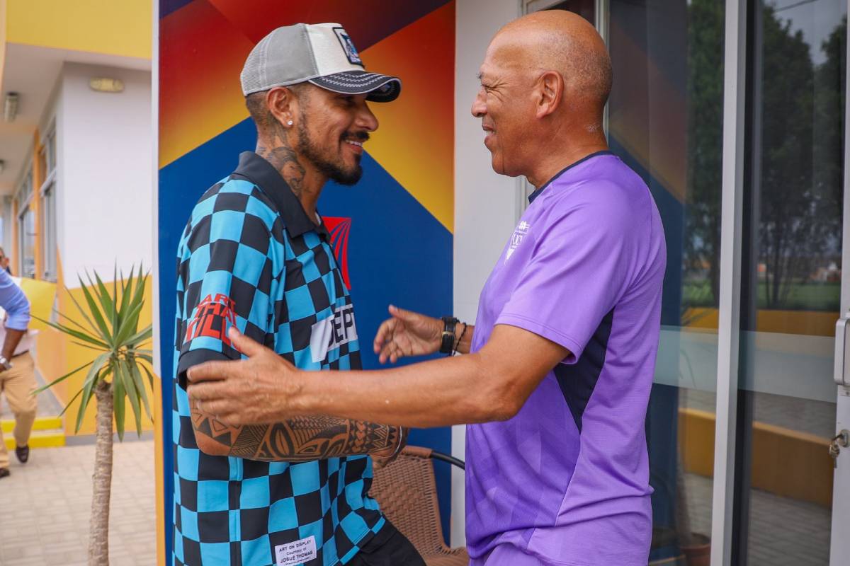 Paolo Guerrero y Roberto Mosquera