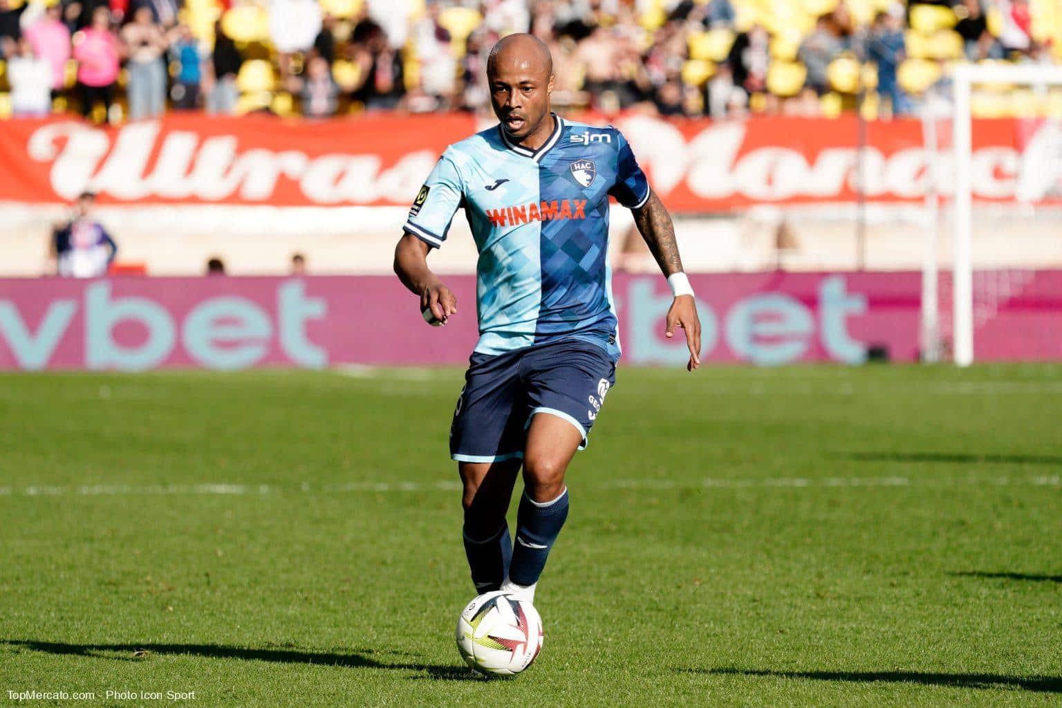 Deux clubs (européens) de Ligue 1 à la lutte pour Ayew