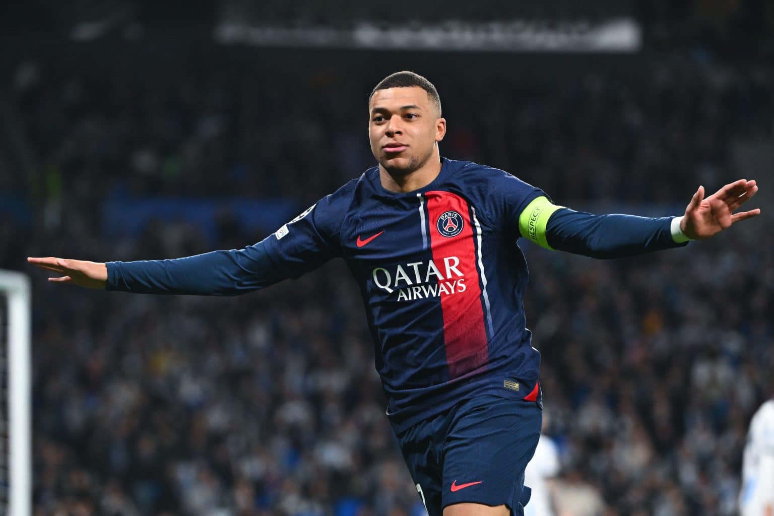 Mercato - PSG : Mbappé sort du silence et rembarre un club !