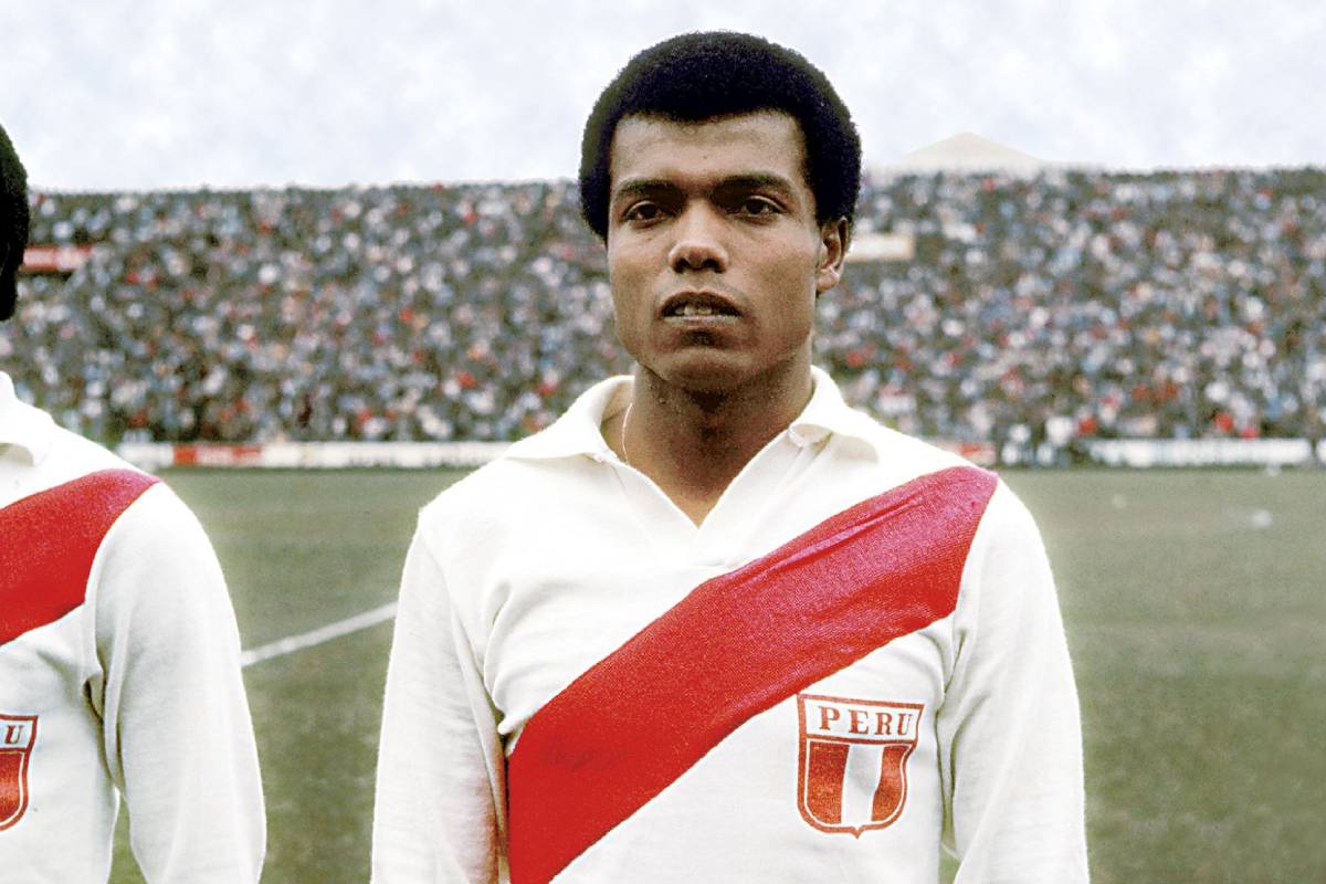 Teófilo Cubillas - Alianza Lima