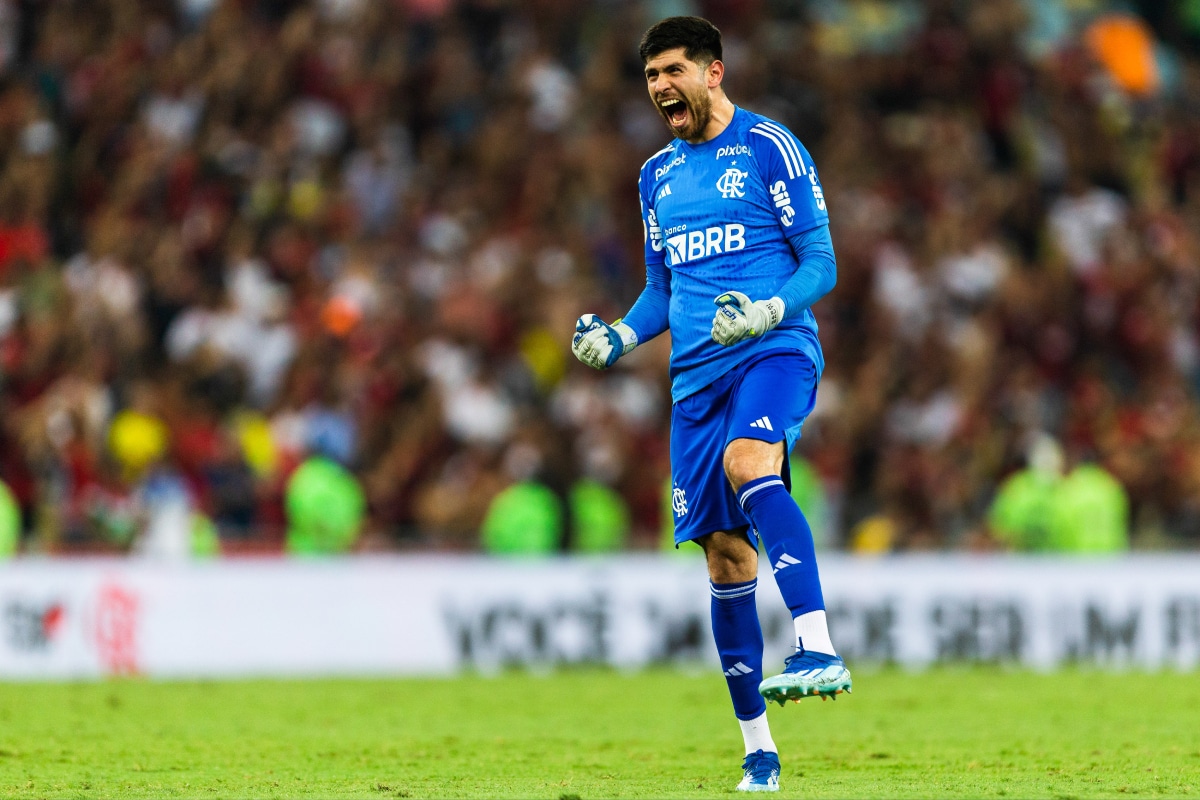 Agustín Rossi, figura total en Flamengo