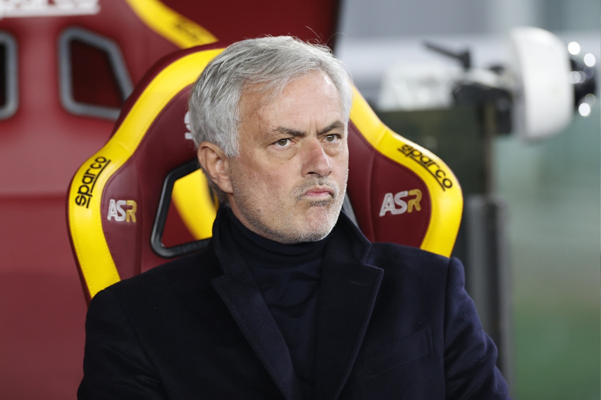 José Mourinho, enojado por su salida de Roma