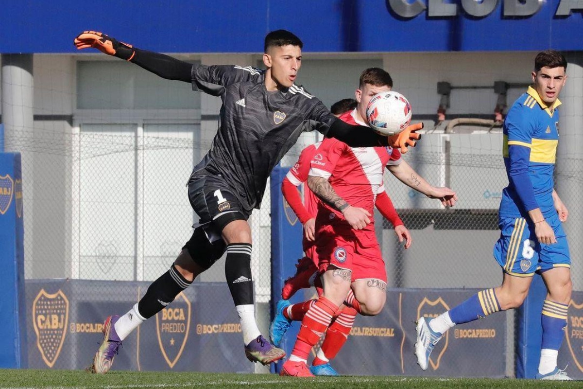 Leandro Brey en la reserva de Boca Juniors