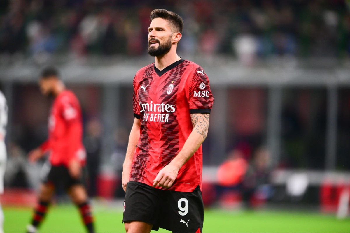 Olivier Giroud en Milan de Italia