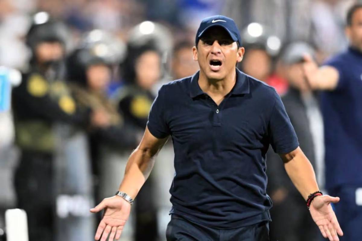 Guillermo Salas consiguió el bicampeonato de Alianza Lima