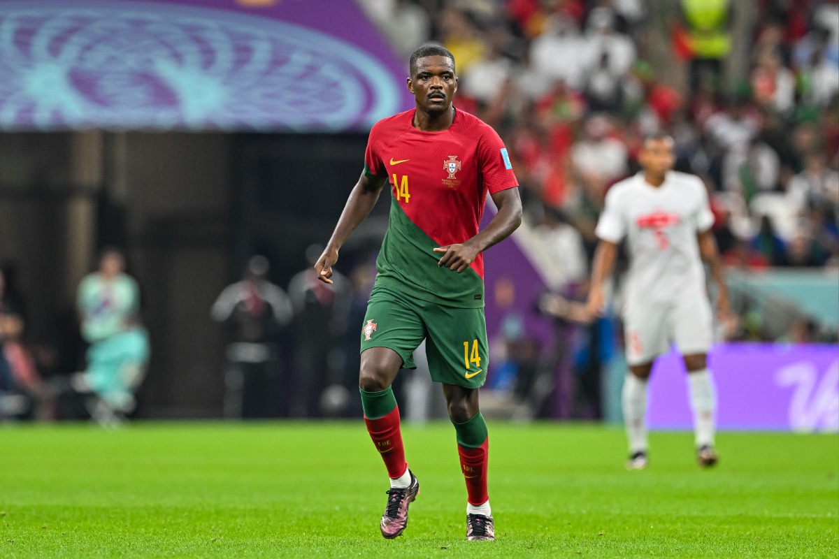William Carvalho jugando el Mundial 2022 con Portugal