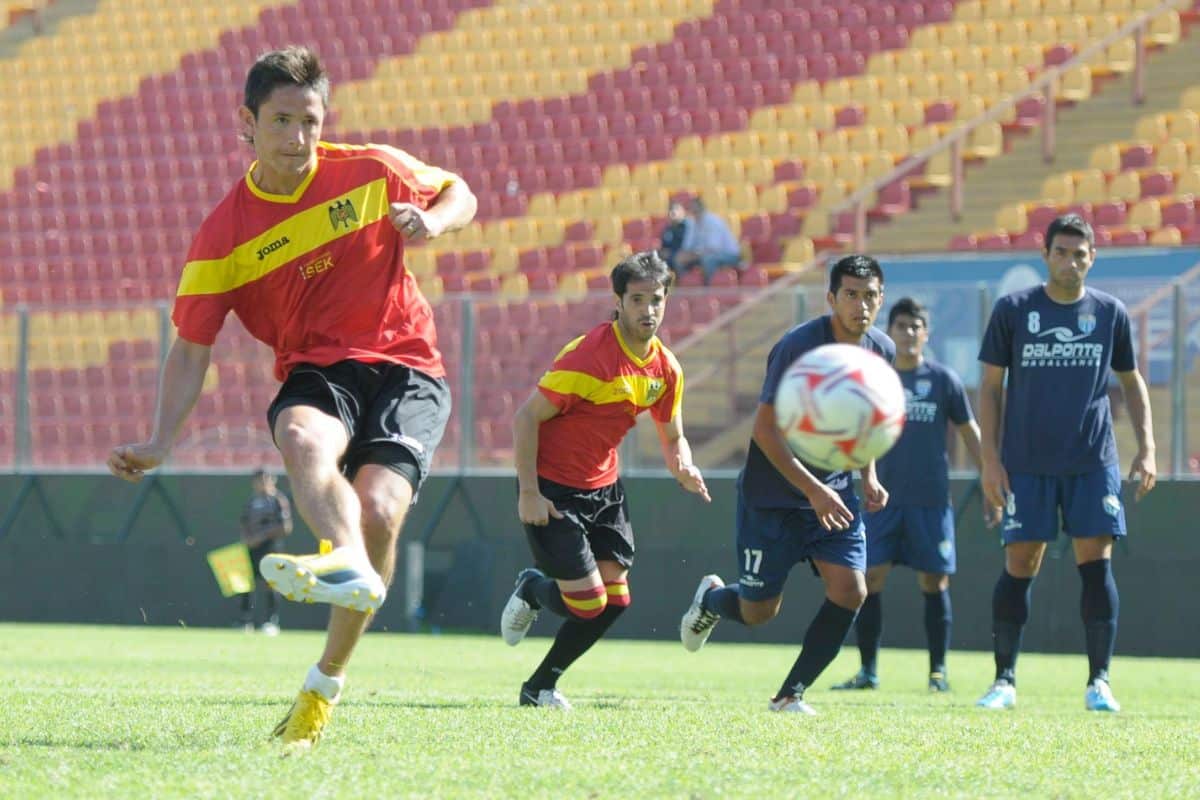 Gustavo Canales