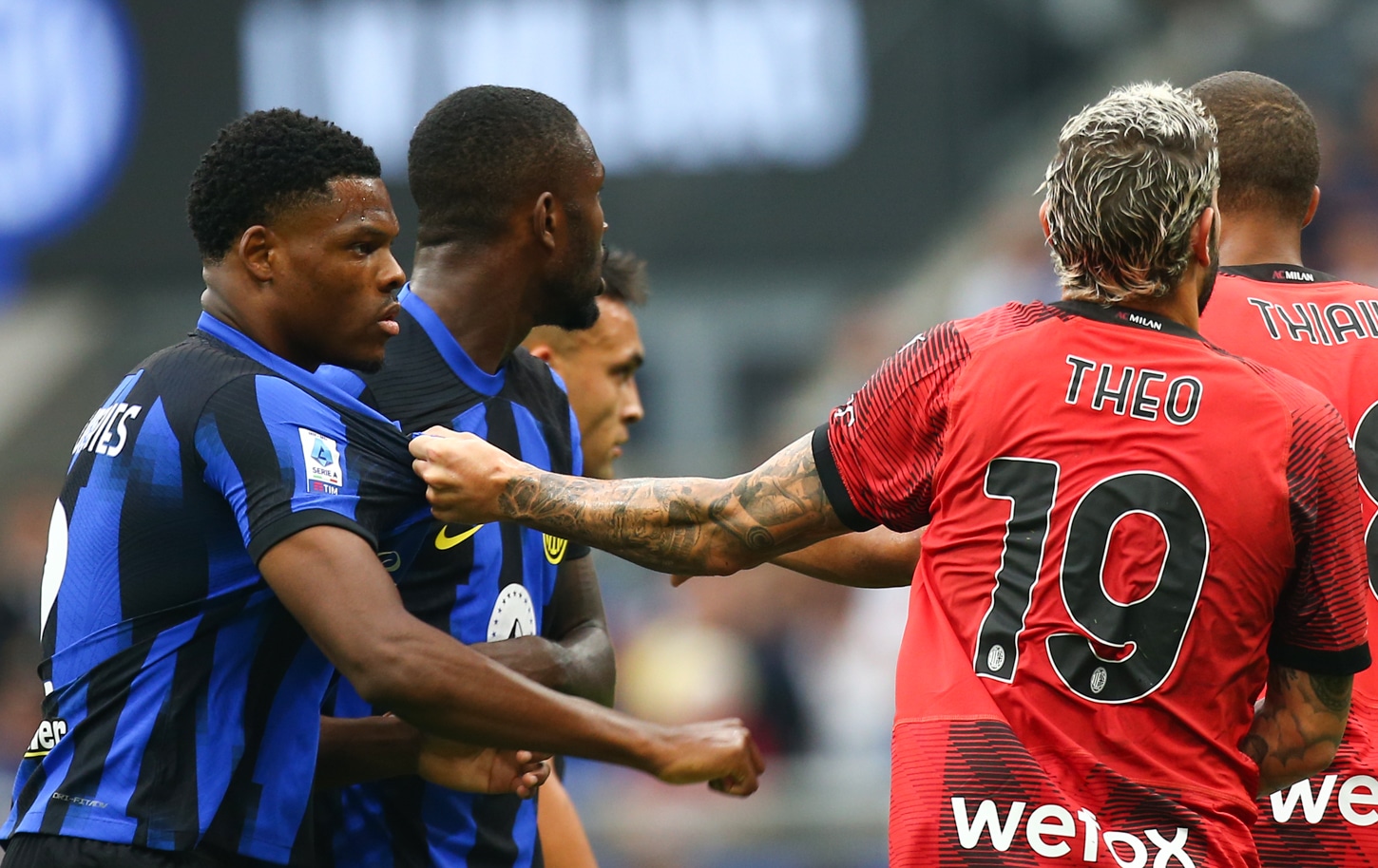 Match Milan AC – Inter Milan : chaîne TV et compos probables