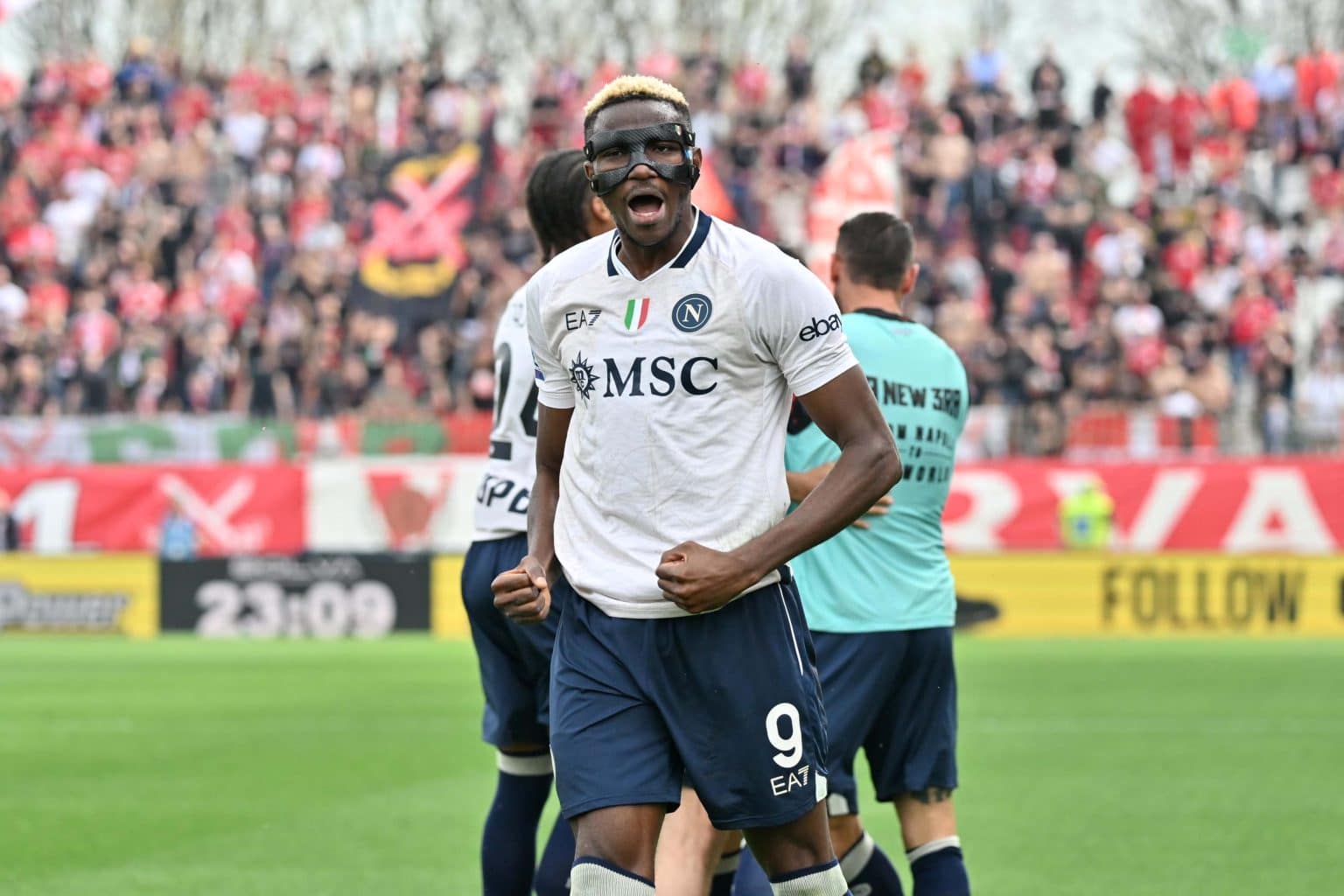 Mercato - Naples : un flop de l’OL pour remplacer Osimhen ?